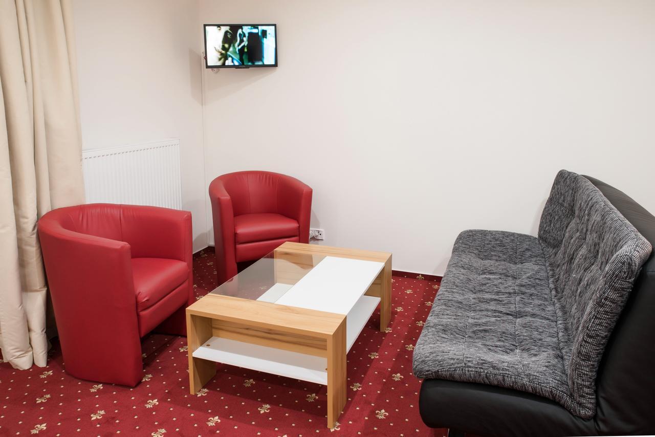 Rezidence Holsin Hotel Holsiny Kültér fotó