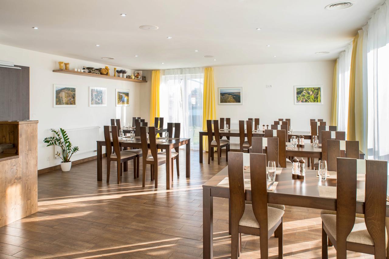 Rezidence Holsin Hotel Holsiny Kültér fotó