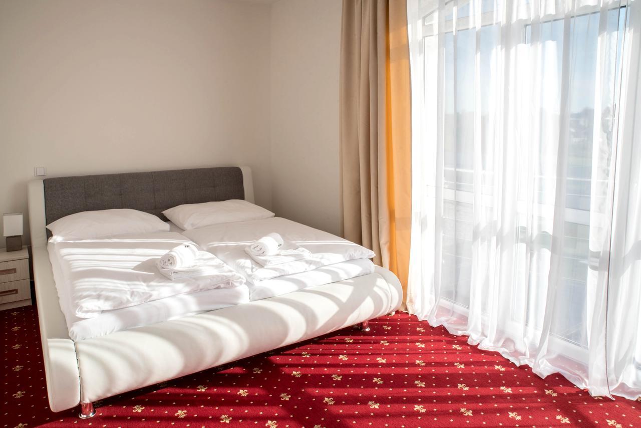 Rezidence Holsin Hotel Holsiny Kültér fotó